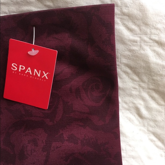 NWT Spanx Look At Me Now Cropped Leggings Rose - Picture 3 of 4